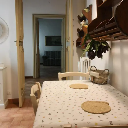 Palazzo 1500 Frescobaldi - Piano Nobile X 5 - A Casa Di Alfonso Lejlighed Ferrara