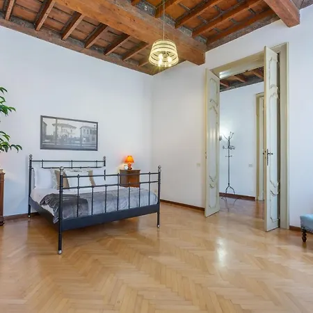 Frescobaldi Aparments! A Casa Di Francesco Apartment