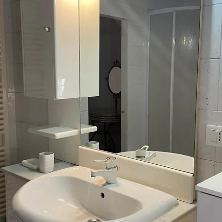 Appartement Palazzo 1500 Frescobaldi - Piano Nobile X 5 - A Casa Di Alfonso *