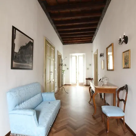 Palazzo 1500 Frescobaldi - Piano Nobile X 5 - A Casa Di Alfonso Appartement