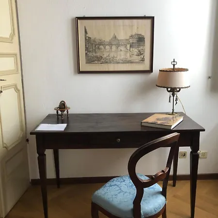 Palazzo 1500 Frescobaldi - Piano Nobile X 5 - A Casa Di Alfonso Ferrare