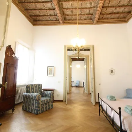 Appartement Palazzo 1500 Frescobaldi - Piano Nobile X 5 - A Casa Di Alfonso