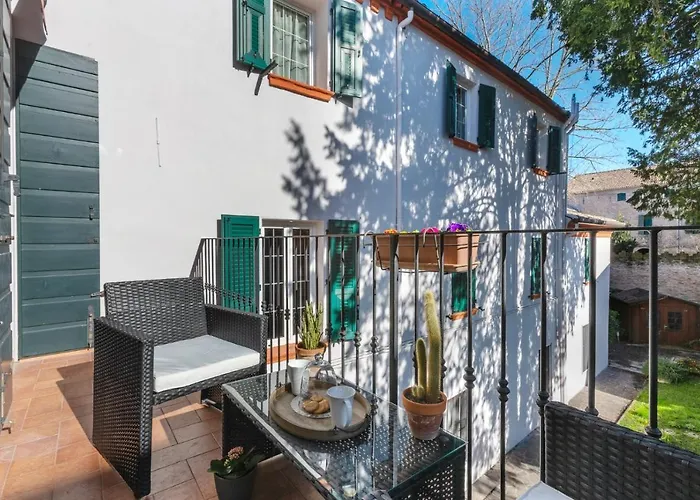 Apartman Palazzo 1500 Frescobaldi - Piano Nobile X 5 - A Casa Di Alfonso *