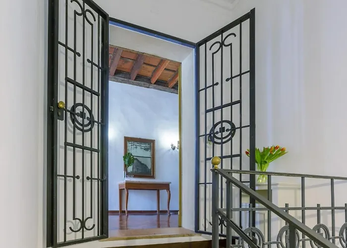 Palazzo 1500 Frescobaldi - Piano Nobile X 5 - A Casa Di Alfonso Apartman Ferrara