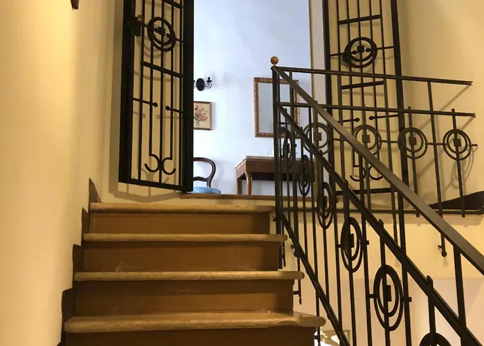 Apartament Palazzo 1500 Frescobaldi - Piano Nobile X 5 - A Casa Di Alfonso Ferrara