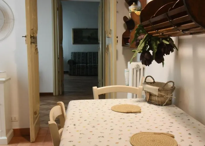 Palazzo 1500 Frescobaldi - Piano Nobile X 5 - A Casa Di Alfonso Apartman Ferrara