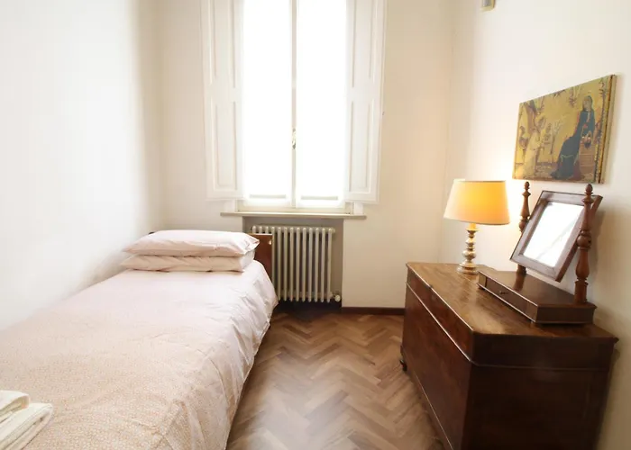 Apartament Palazzo 1500 Frescobaldi - Piano Nobile X 5 - A Casa Di Alfonso Ferrara